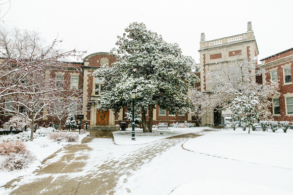 Journalism-School-Snow-University-Missouri