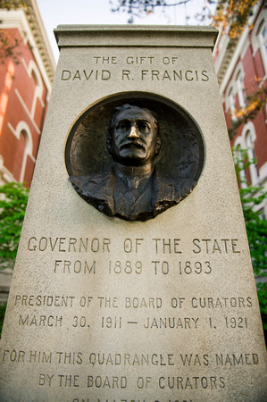 David-R-Francis-Monument-mizzou